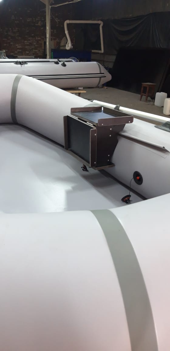 Столик на ликтрос